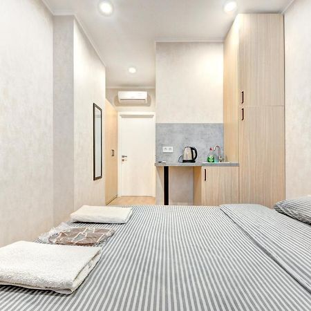 1 Room Apartment Near National Circus Kijów Zewnętrze zdjęcie